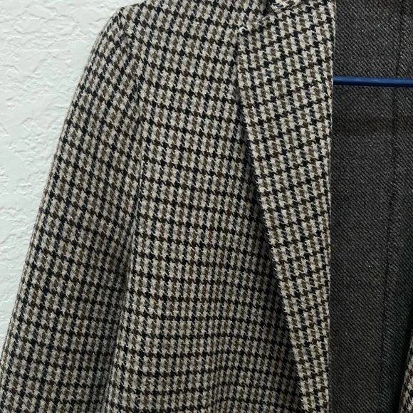 Zara Houndstooth Black, Cream, and Brown Coat - Picture 2 of 6